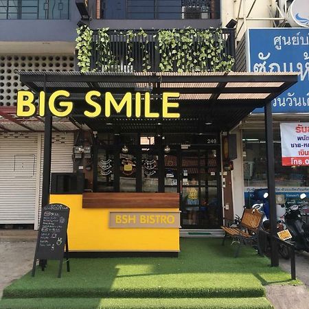 Big Smile Hostel Bangkok Exterior foto